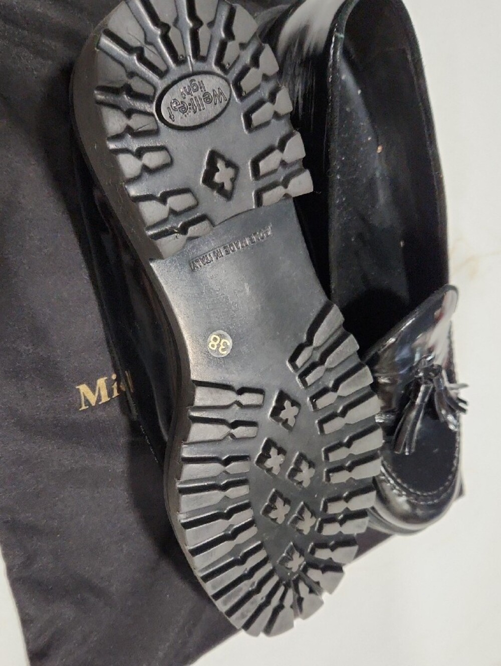 Black Tassel Leather Loafers for Women - Polished Slip-On Flats - Picture 3 of 11